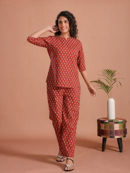 Red Floral Printed Cotton Night Suit Set - SanskrutiHomes 