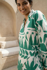 White Abstract Print Shirt Collar Pure Cotton Co-Ord Set for Women - SanskrutiHomes 