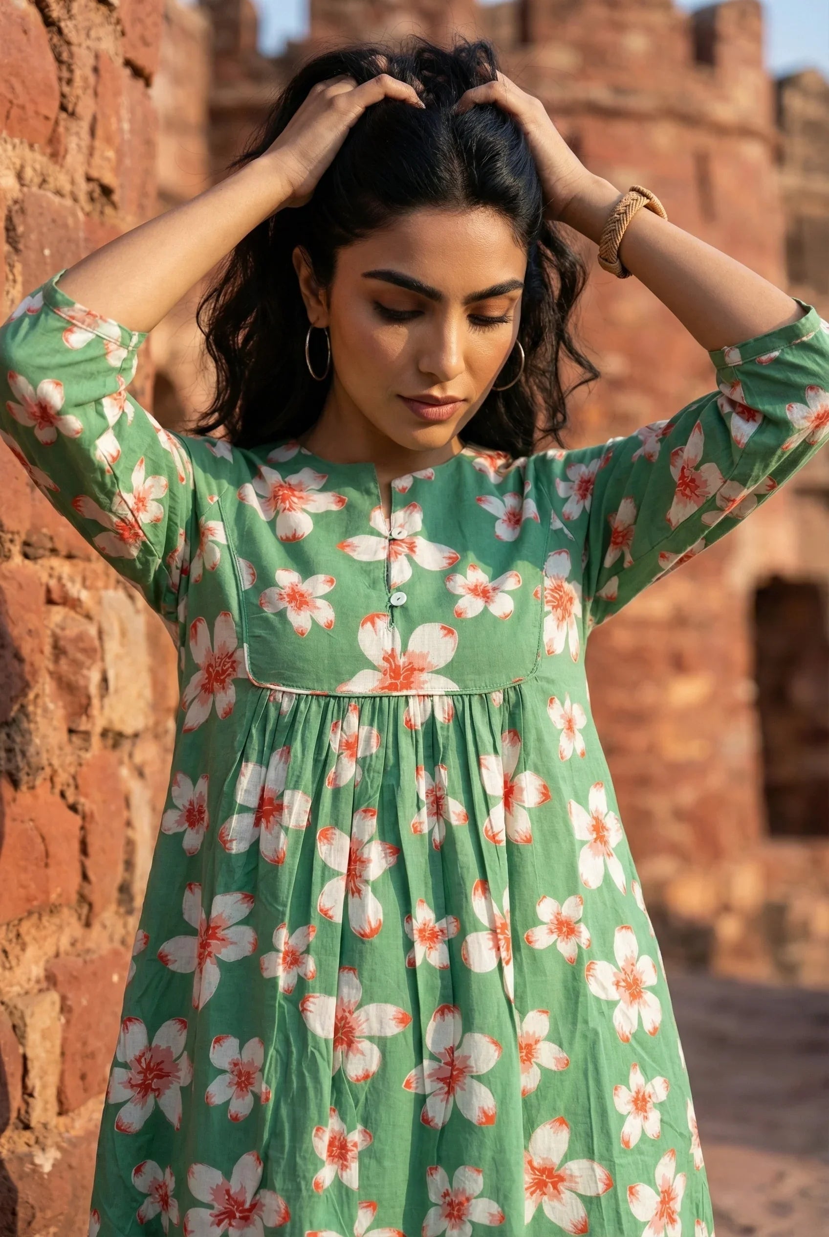 Green Floral Print Round Neck Pure Cotton Nightdress for Women - SanskrutiHomes 