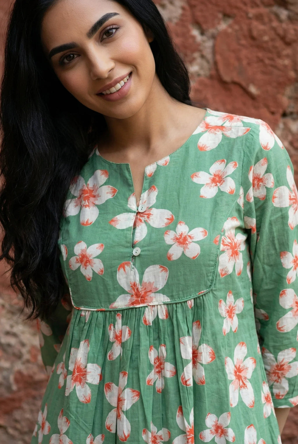 Green Floral Print Round Neck Pure Cotton Nightdress for Women - SanskrutiHomes 