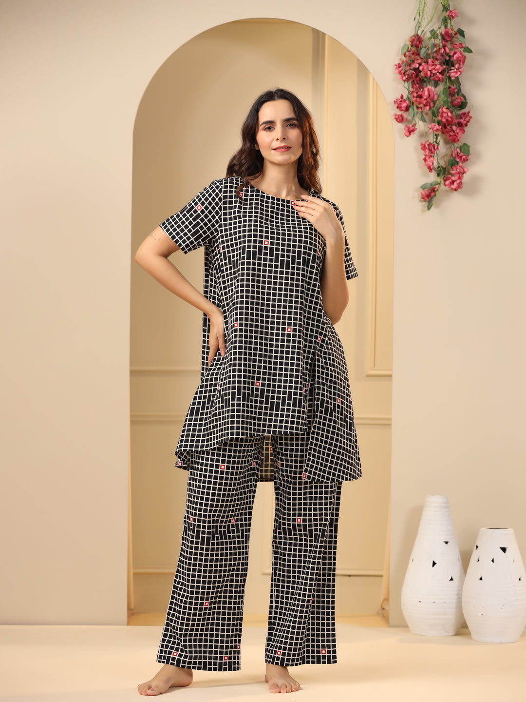 Black Round Neck Checks Print Pure Cotton Night Suit For Women