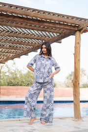White Shirt Collar Geometric Printed Pure Cotton Night Suit