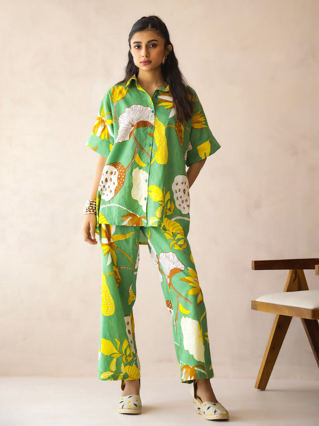 Green Shirt Collar Pure Cotton Printed Floral Night Suit For Women