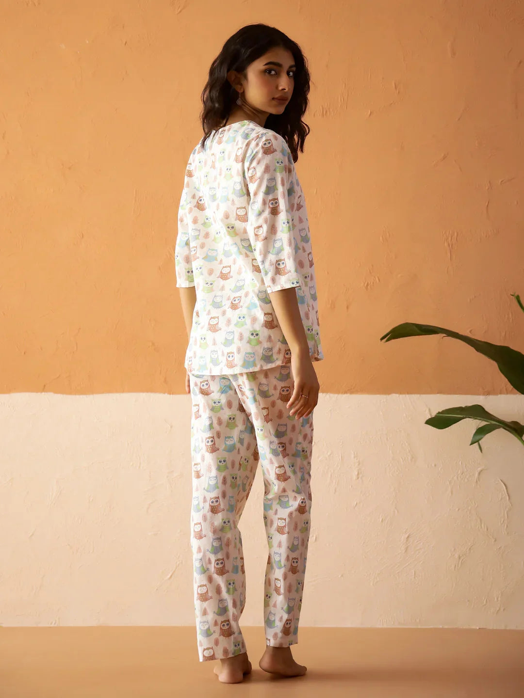 White Round Neck Pure Cotton Animal Printed Night Suit for Women - SanskrutiHomes 