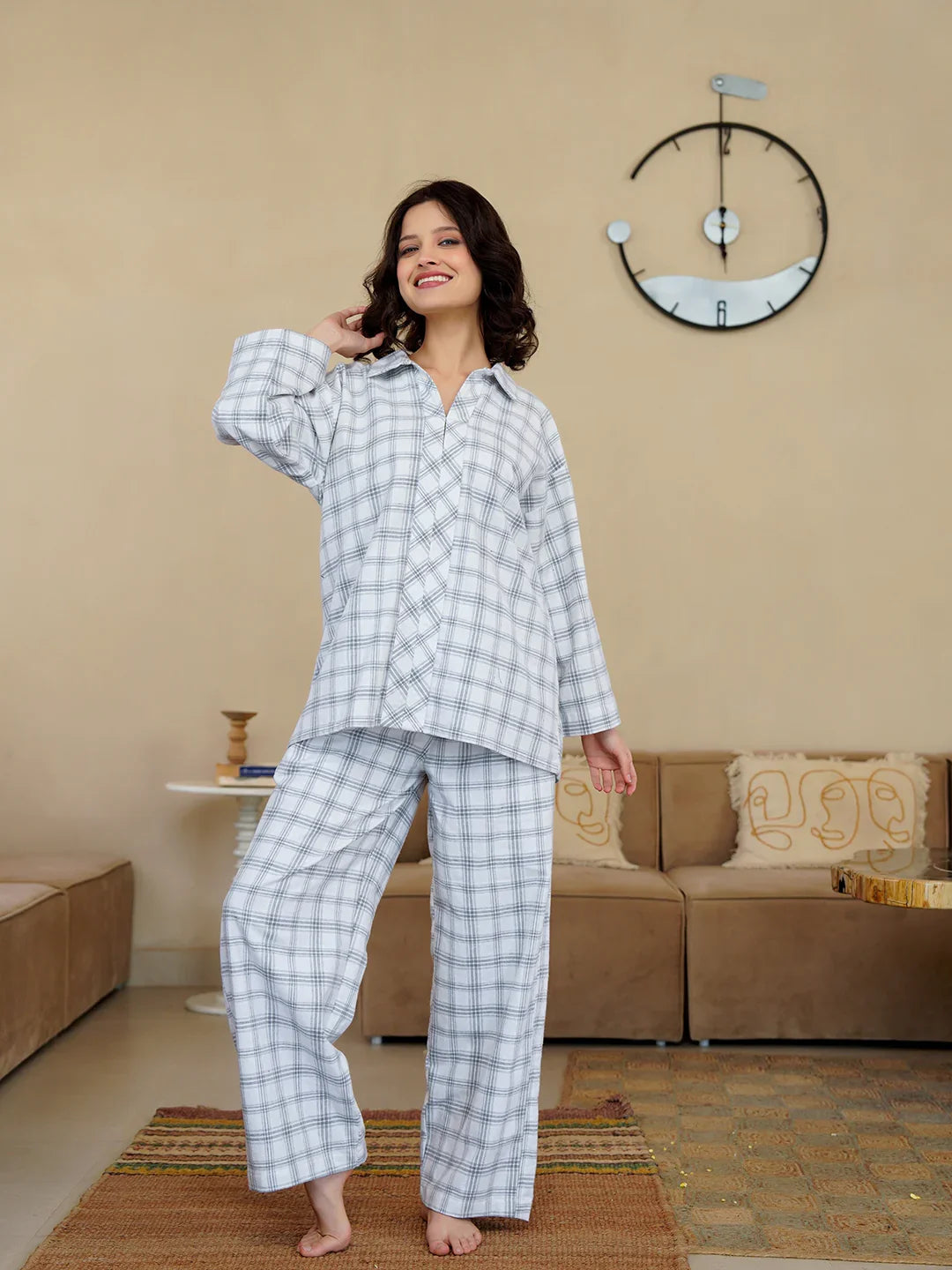 White Shirt Collar Pure Cotton Checked Winter Night Suit for Women - SanskrutiHomes 