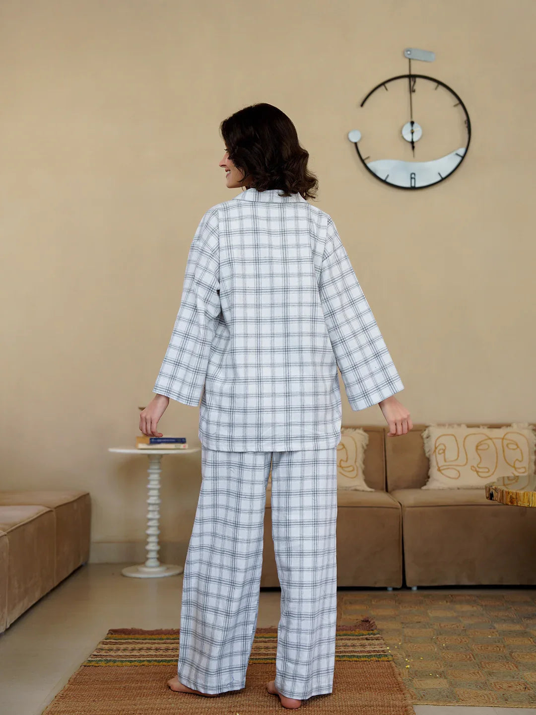 White Shirt Collar Pure Cotton Checked Winter Night Suit for Women - SanskrutiHomes 