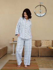 White Shirt Collar Pure Cotton Checked Winter Night Suit for Women - SanskrutiHomes 