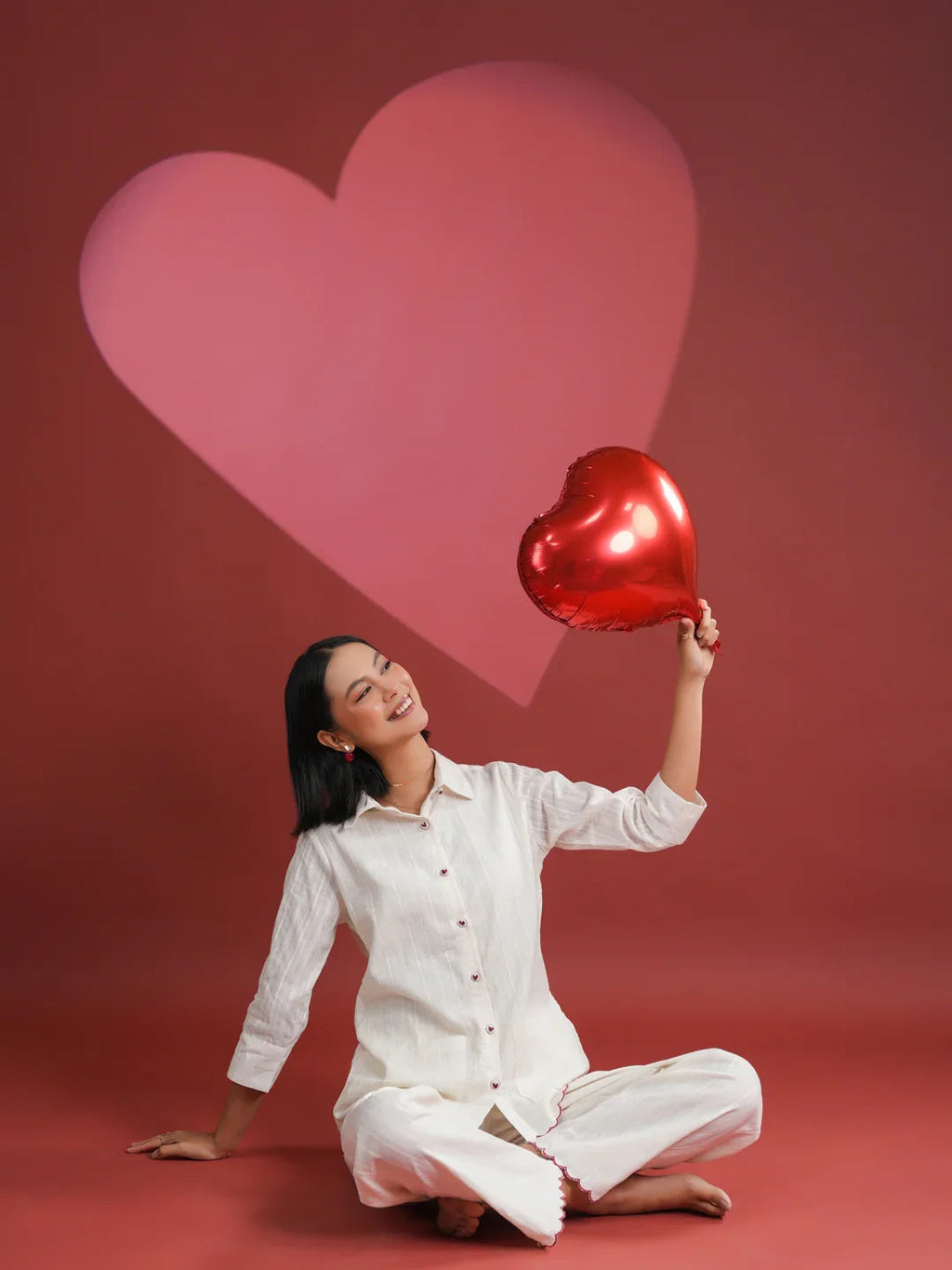 White Solid Print Cotton Night Suit Set - SanskrutiHomes 