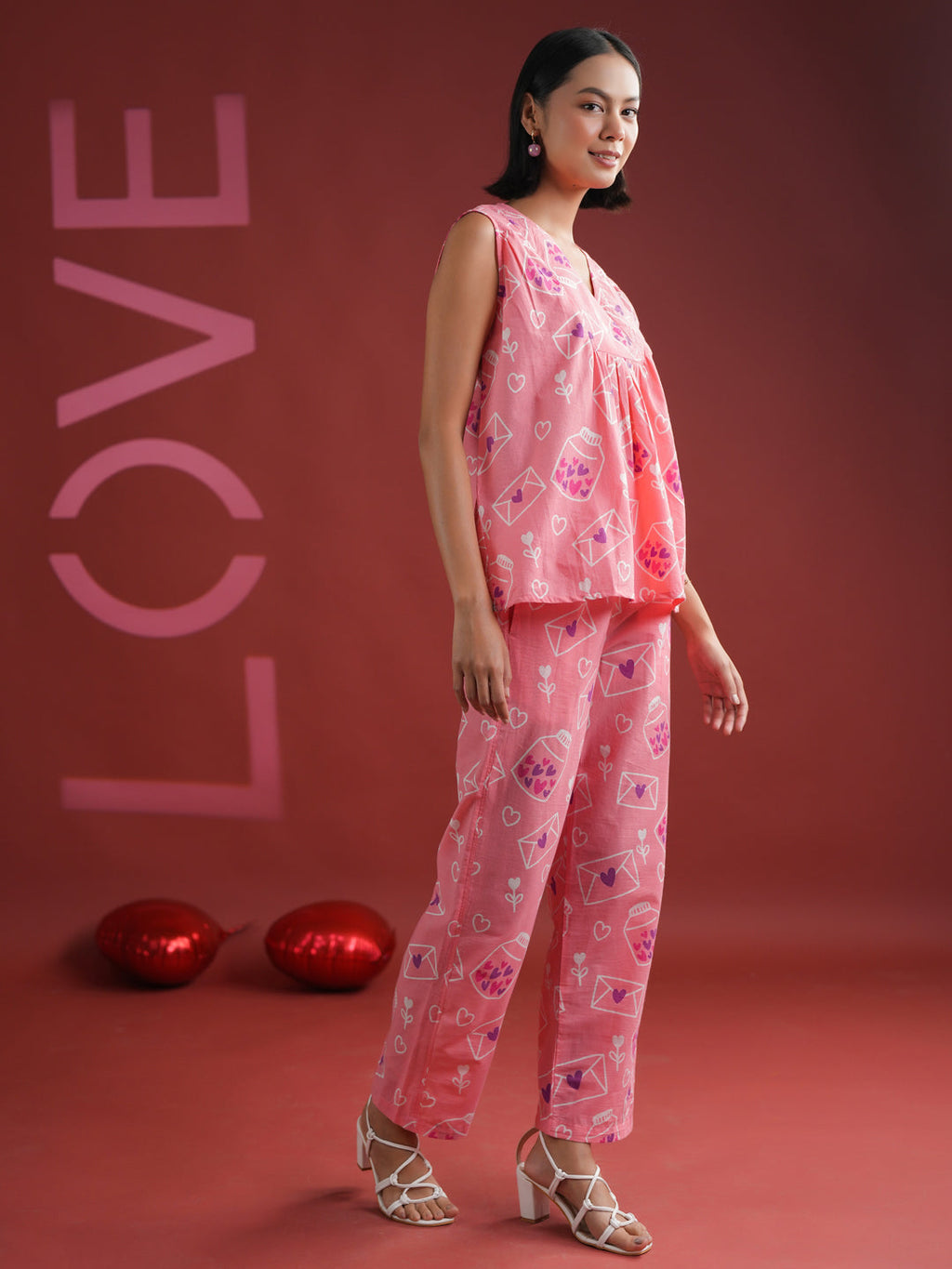 Pink V-Neck Printed Cotton Night Suit - SanskrutiHomes 