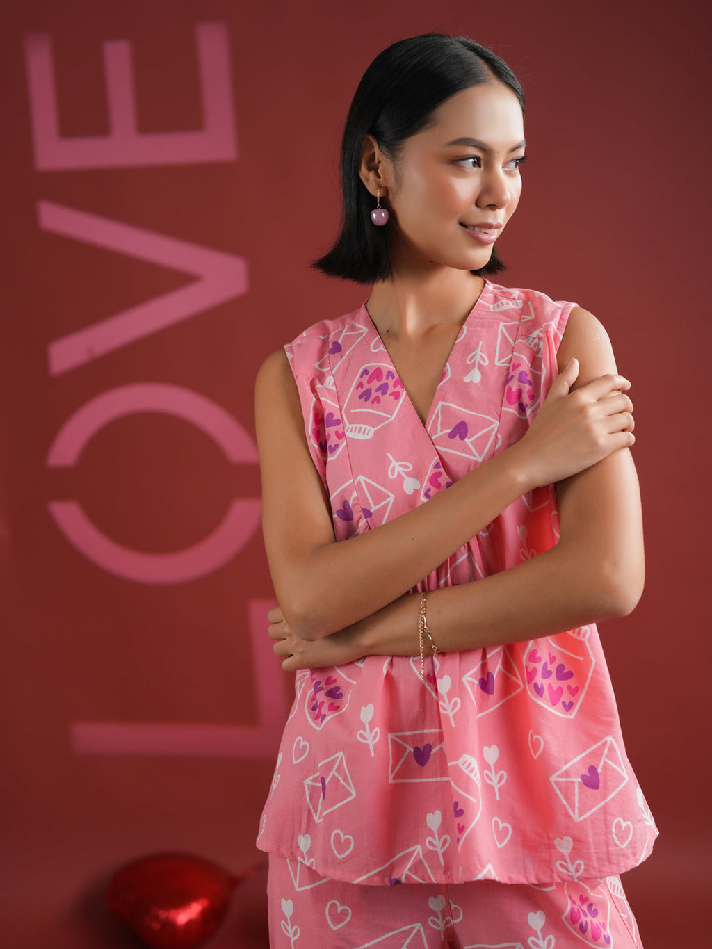 Pink V-Neck Printed Cotton Night Suit - SanskrutiHomes 