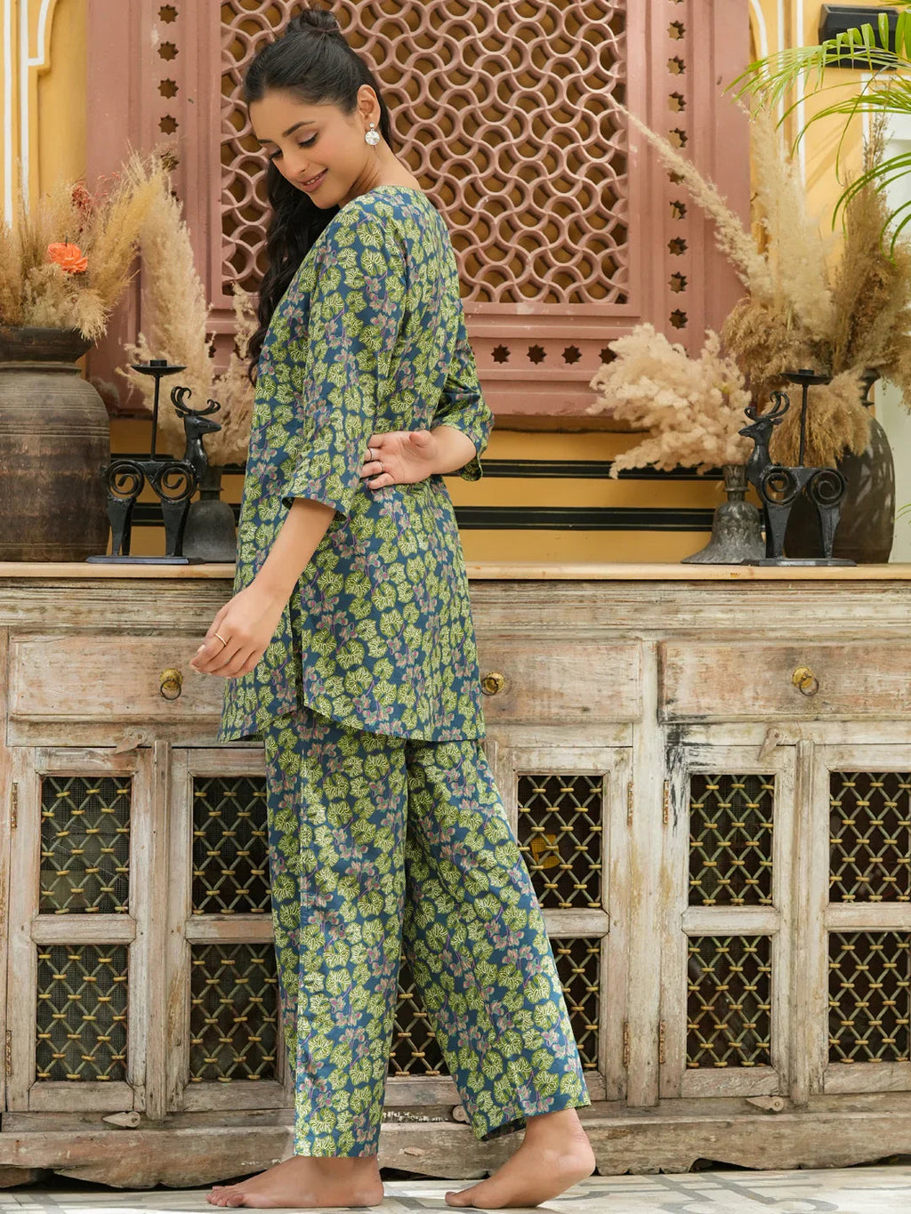 Green cotton printed loungewear set - SanskrutiHomes 