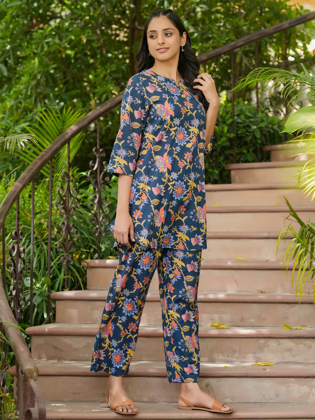 Blue cotton printed loungewear set - SanskrutiHomes 