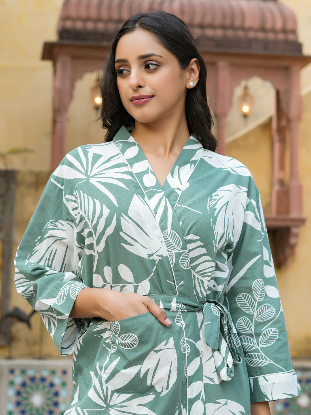 Green tropical print kimono robe - SanskrutiHomes 