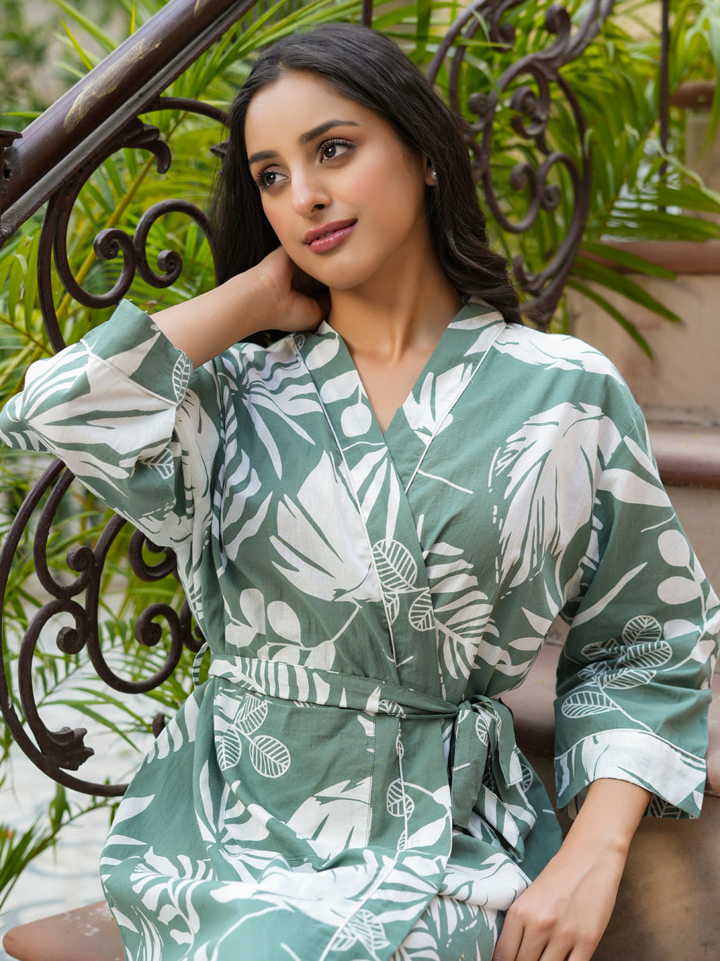 Green tropical print kimono robe - SanskrutiHomes 