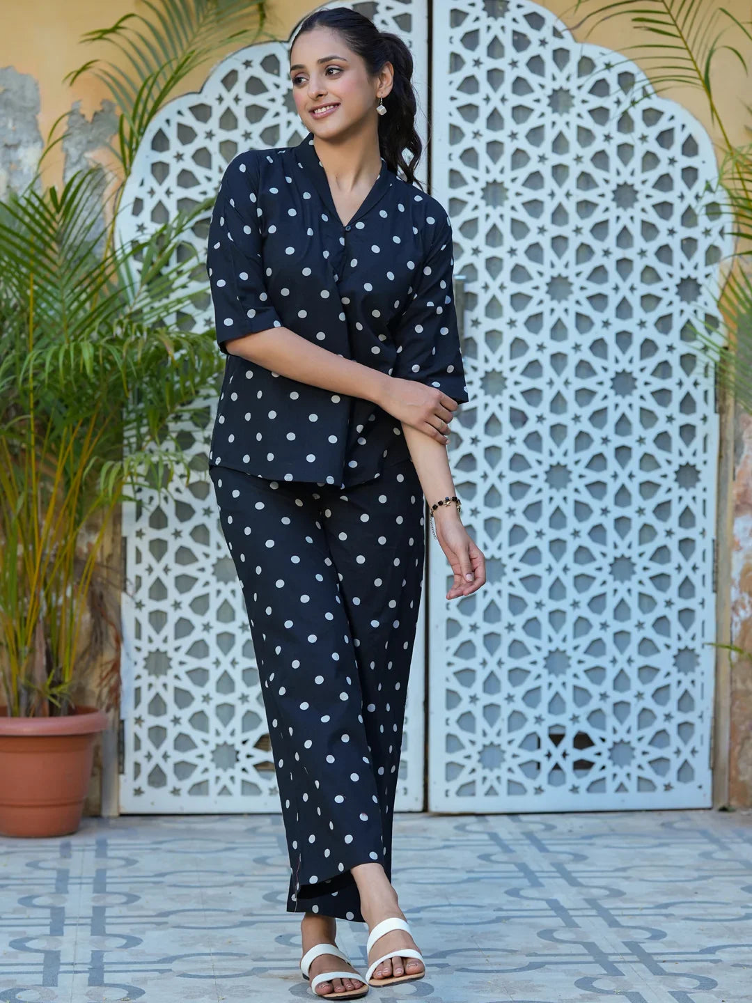 Black polka dot cotton Night Suit Set - SanskrutiHomes 