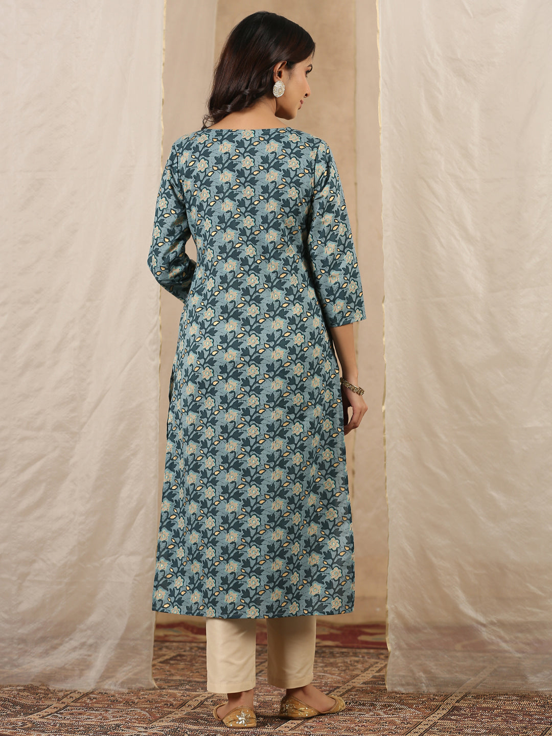 Women Pure Cotton Kurta