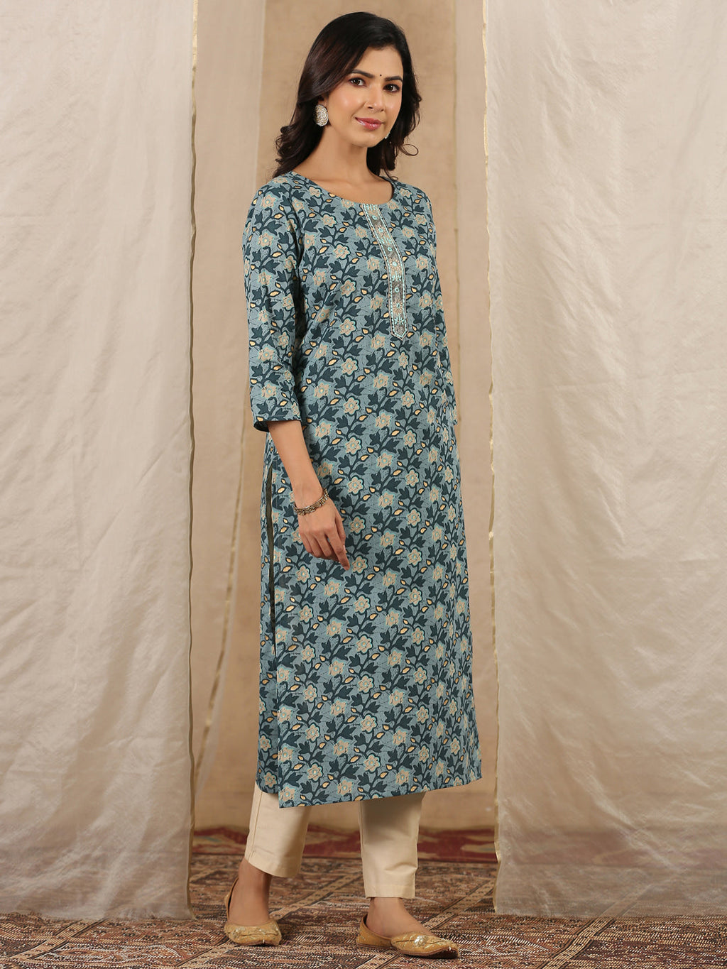 Women Pure Cotton Kurta
