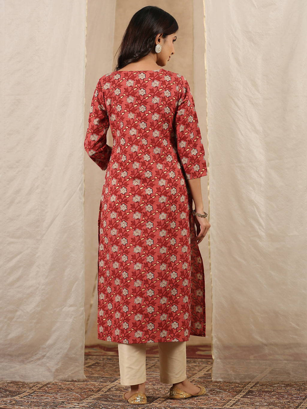 Women Pure Cotton  Kurta
