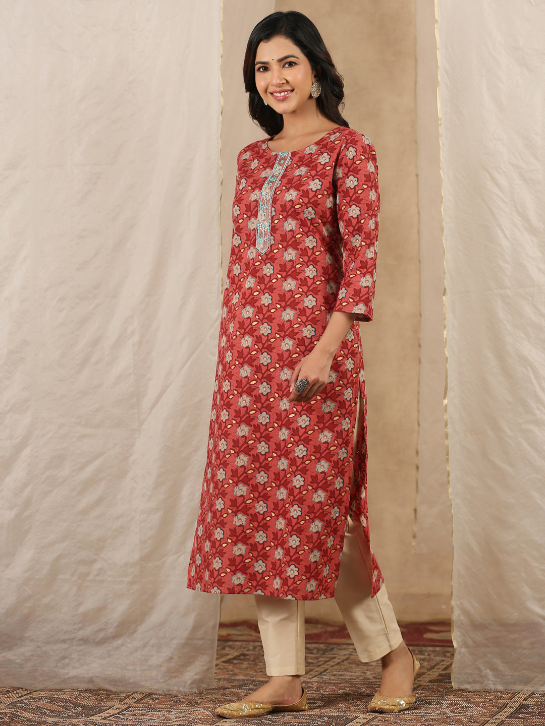 Women Pure Cotton  Kurta