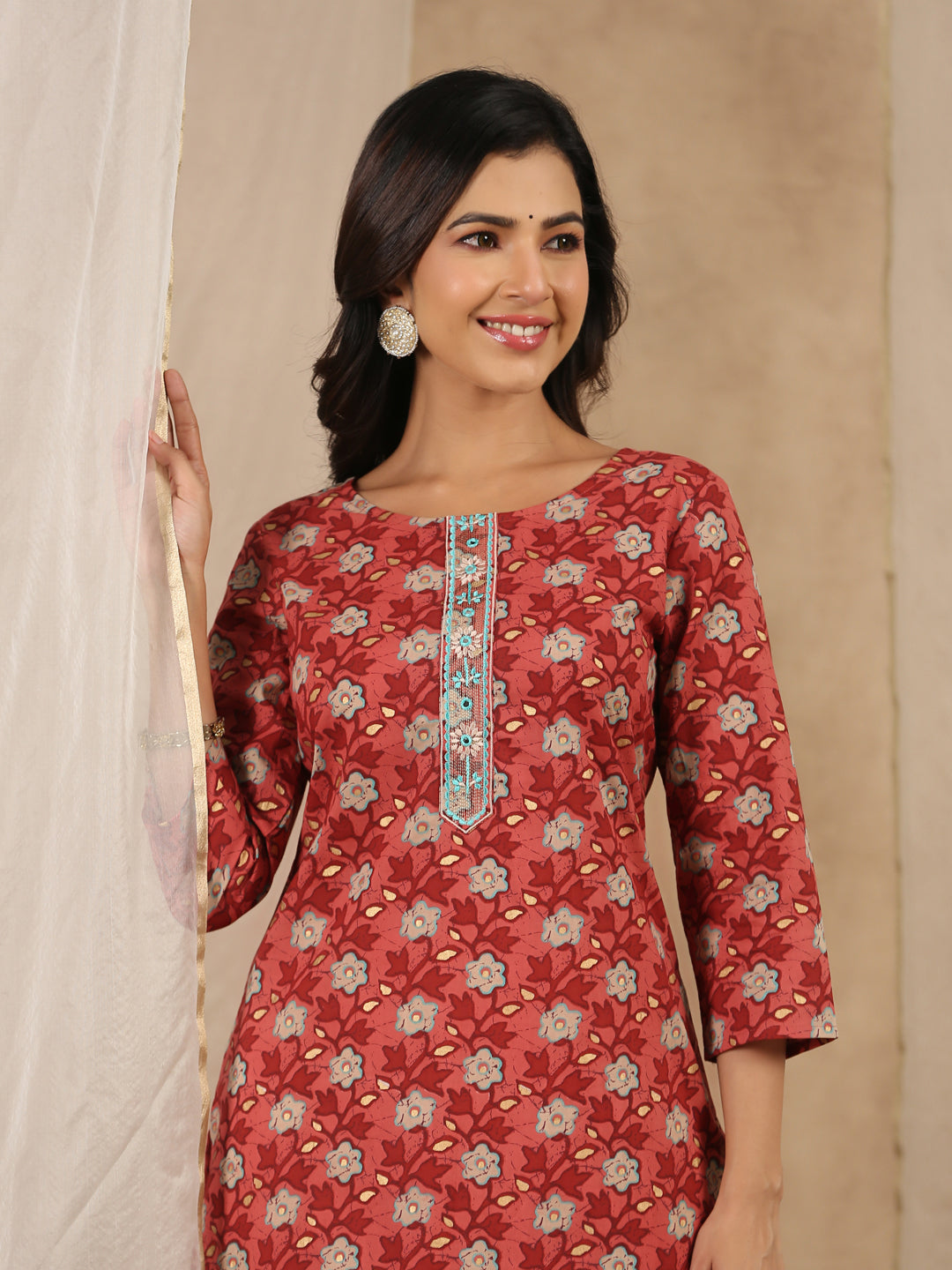 Women Pure Cotton  Kurta