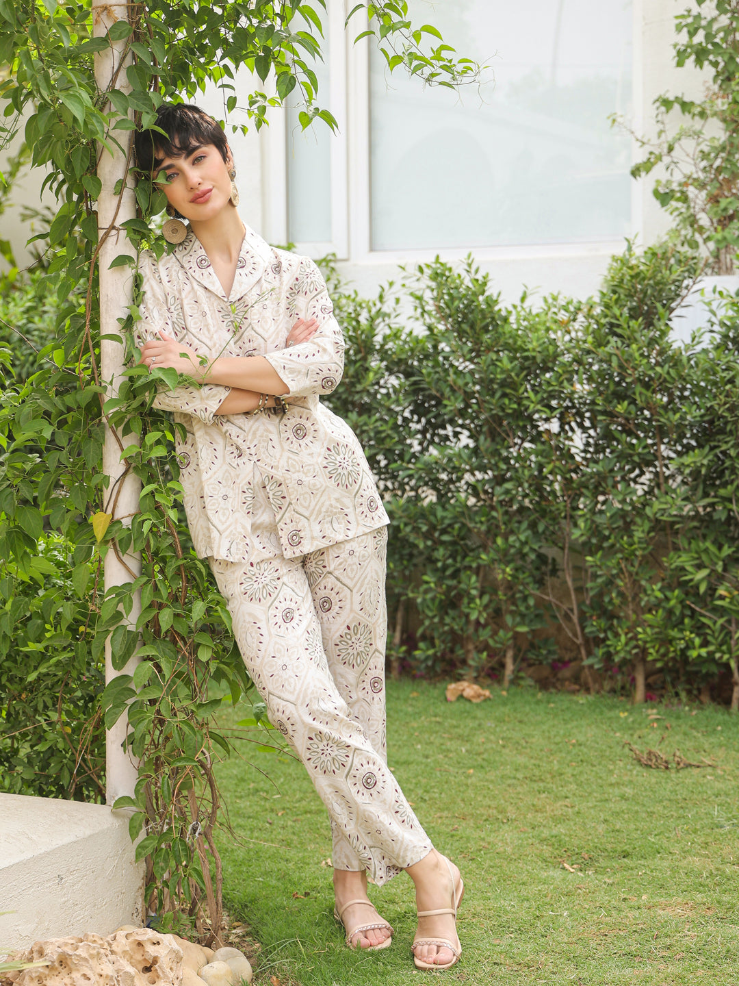 White Shawl Neck Pure Cotton Top Printed Co-Ords Set For Women