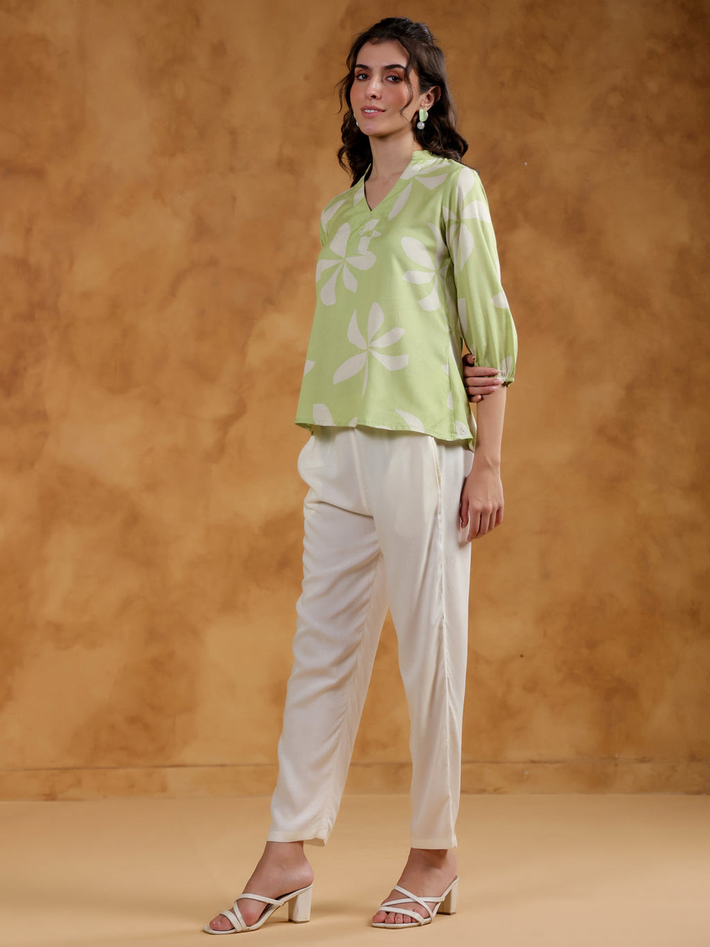 Green Color V-Neck Printed Co-ords Set for Women - SanskrutiHomes 