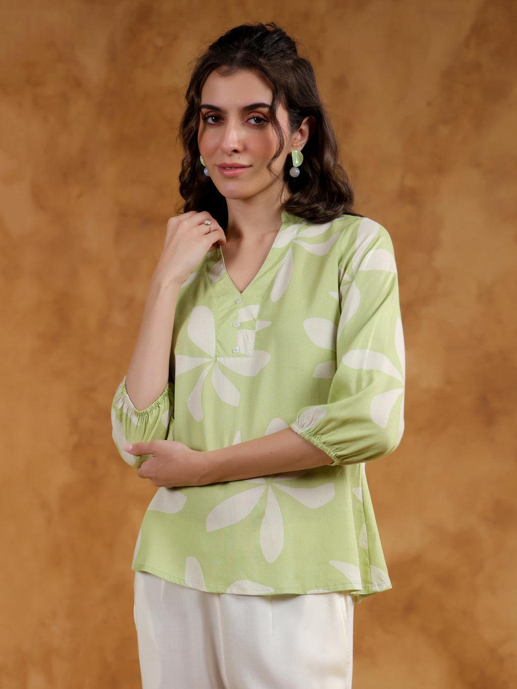 Green Color V-Neck Printed Co-ords Set for Women - SanskrutiHomes 