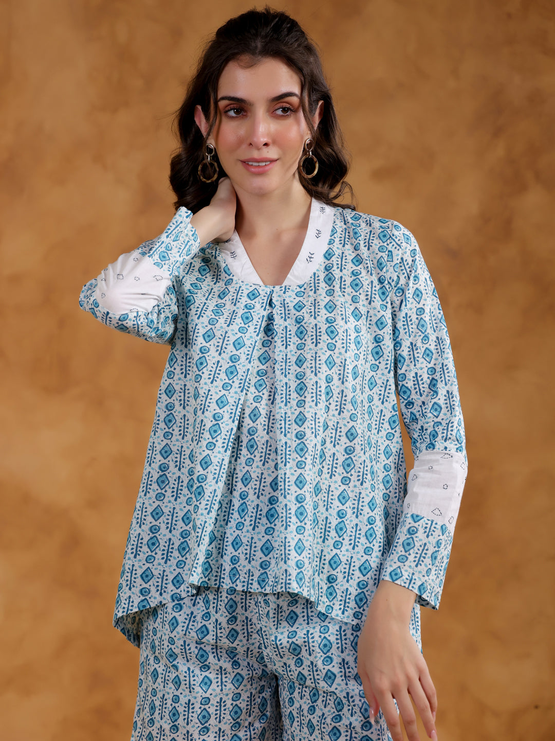 White Color V-Neck Printed co-ords set for women - SanskrutiHomes 