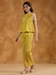 Yellow Color Round Neck Printed co-ords set for women - SanskrutiHomes 