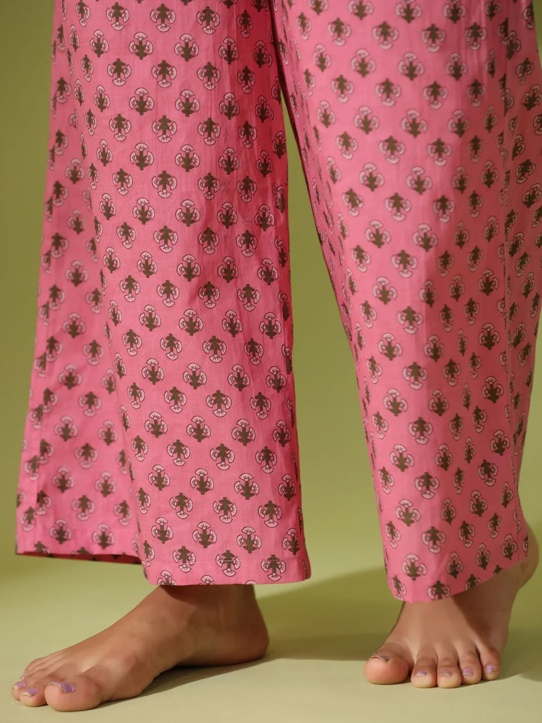 Cotton Booti print loungewear set - SanskrutiHomes 