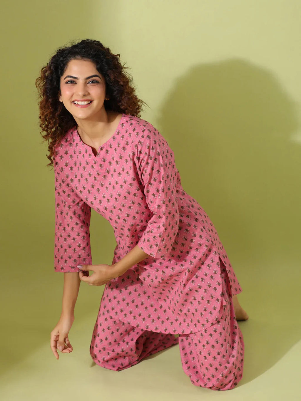 Cotton Booti print loungewear set - SanskrutiHomes 