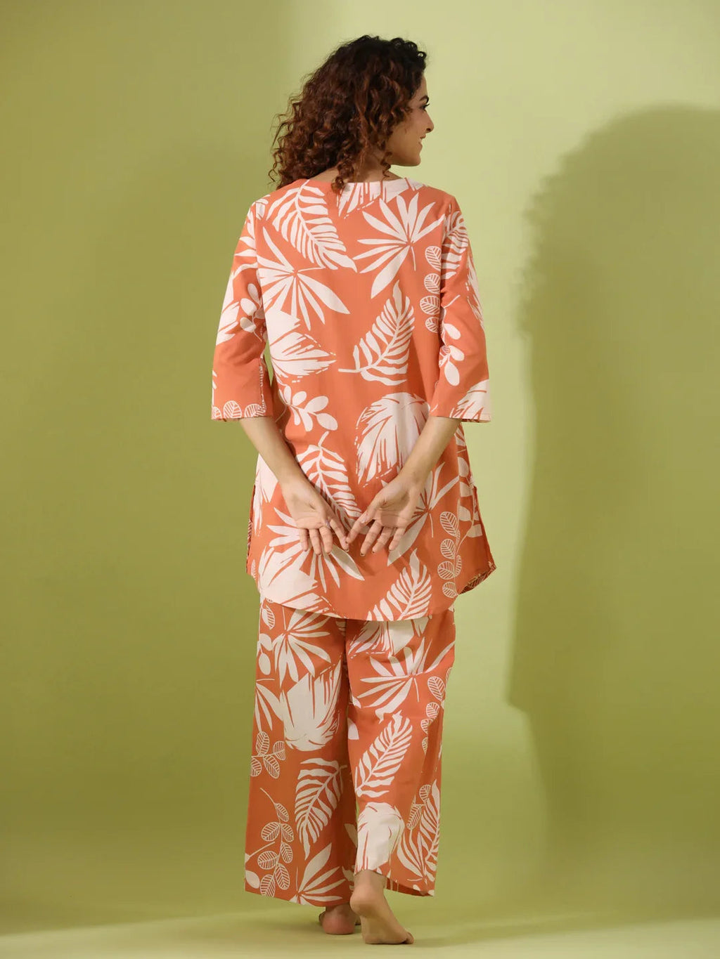Orang leaf print loungewear set - SanskrutiHomes 