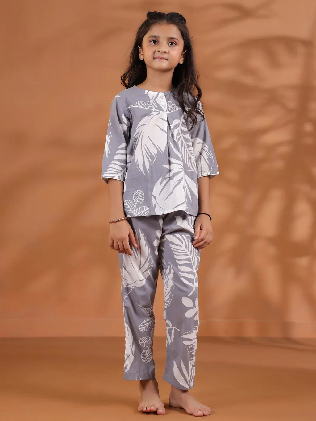 Flower Printed Round Neck Night Suit Set - SanskrutiHomes 