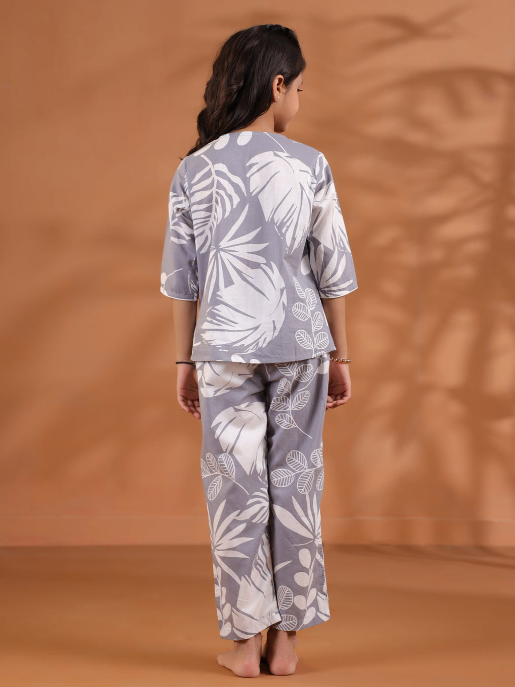 Flower Printed Round Neck Night Suit Set - SanskrutiHomes 