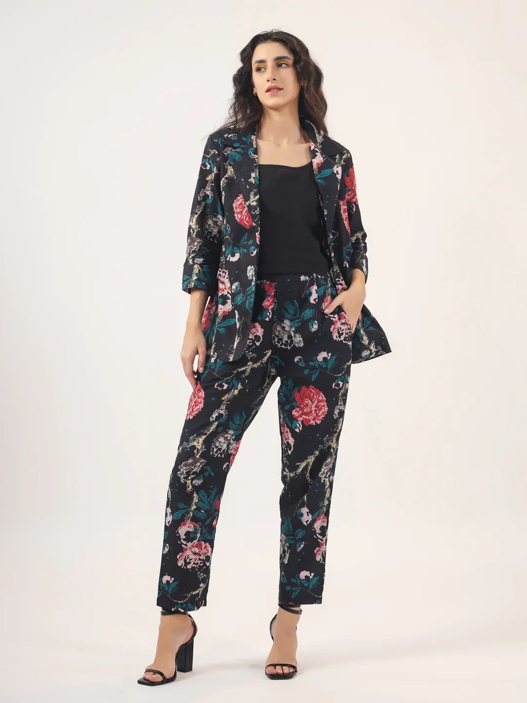 BLACK FLORAL Cotton Night SUIT - SanskrutiHomes 