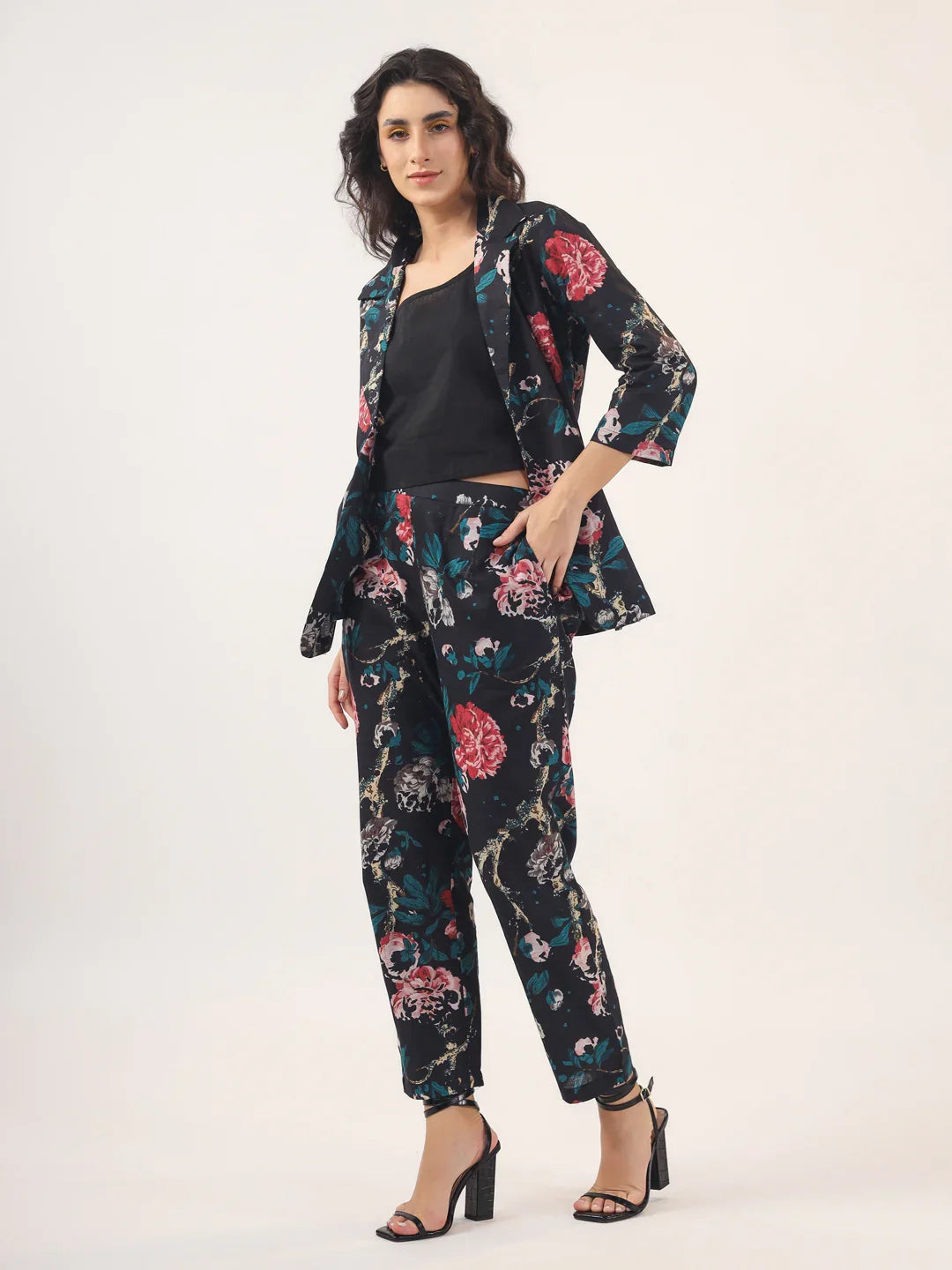 BLACK FLORAL Cotton Night SUIT - SanskrutiHomes 