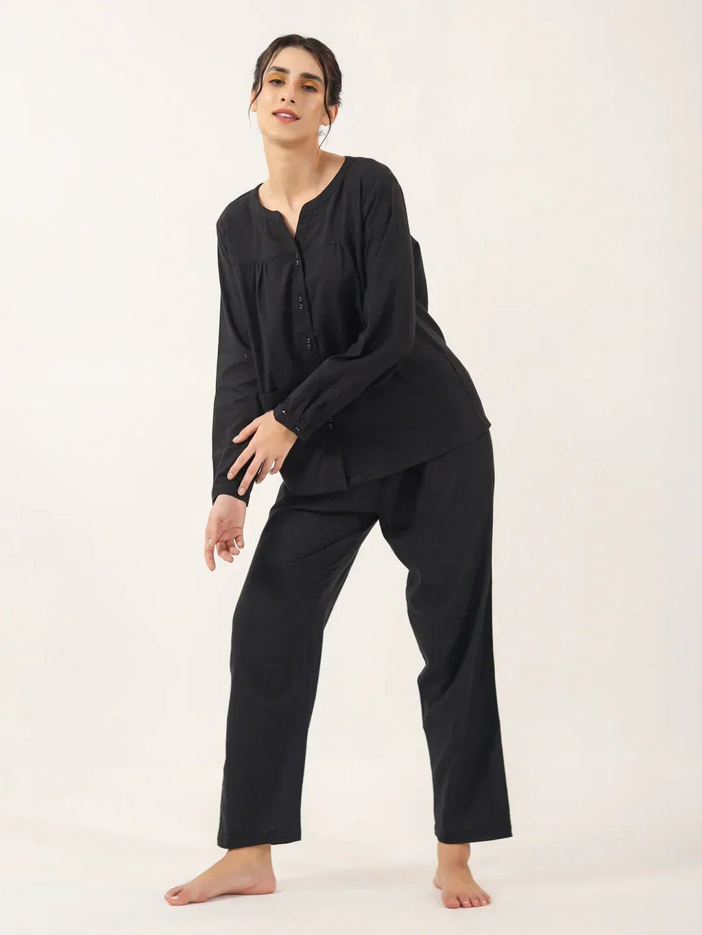 Black solid Cotton Night SUIT - SanskrutiHomes 