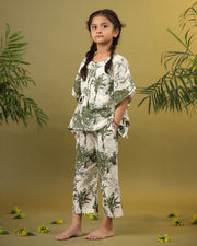 Kids Pure Cotton Green Colour Printed Night suits - SanskrutiHomes 