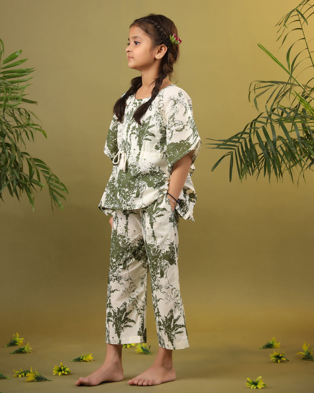 Kids Pure Cotton Green Colour Printed Night suits - SanskrutiHomes 