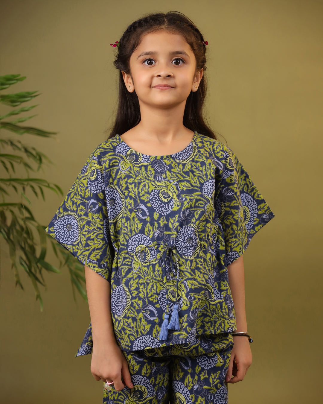 Kids Pure Cotton Green Colour Printed Night suits - SanskrutiHomes 