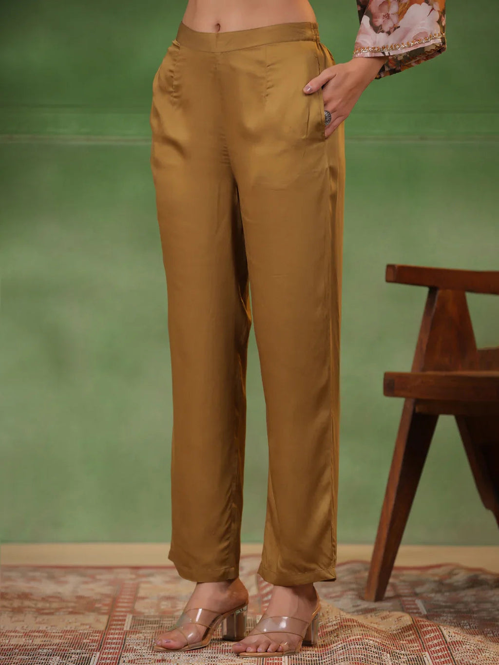 Olive V-Neck Silk Blend Kurta Set for Women - SanskrutiHomes 