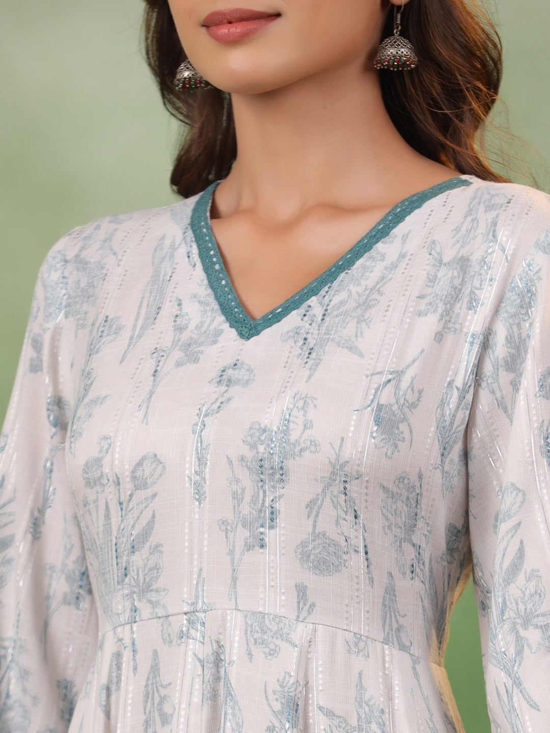 White Floral Printed V-Neck Cotton Kurta Set - SanskrutiHomes 