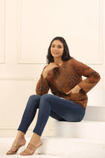 Printed women quilted jacket - SanskrutiHomes 