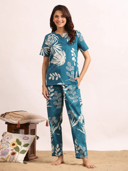 Blue tropical Print Night Suit Set with Payjama - SanskrutiHomes 