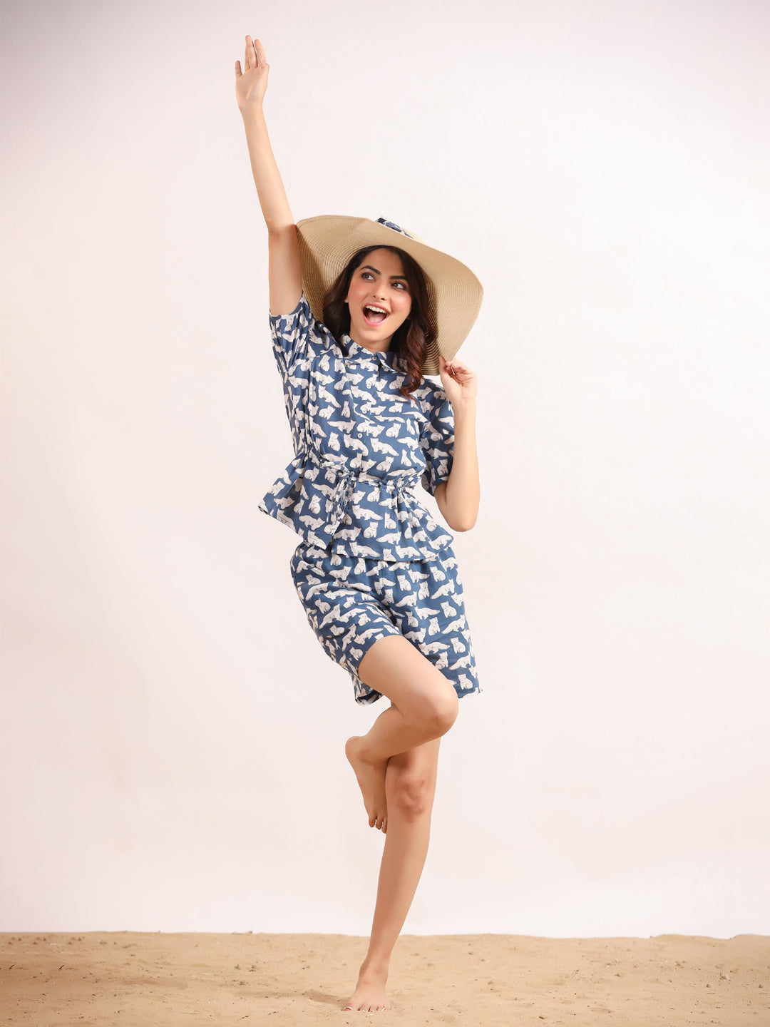 White & Blue Cats Shirt & Shorts Night Suit Set - SanskrutiHomes 