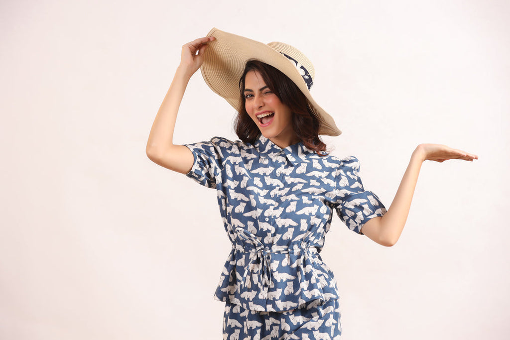 White & Blue Cats Shirt & Shorts Night Suit Set - SanskrutiHomes 