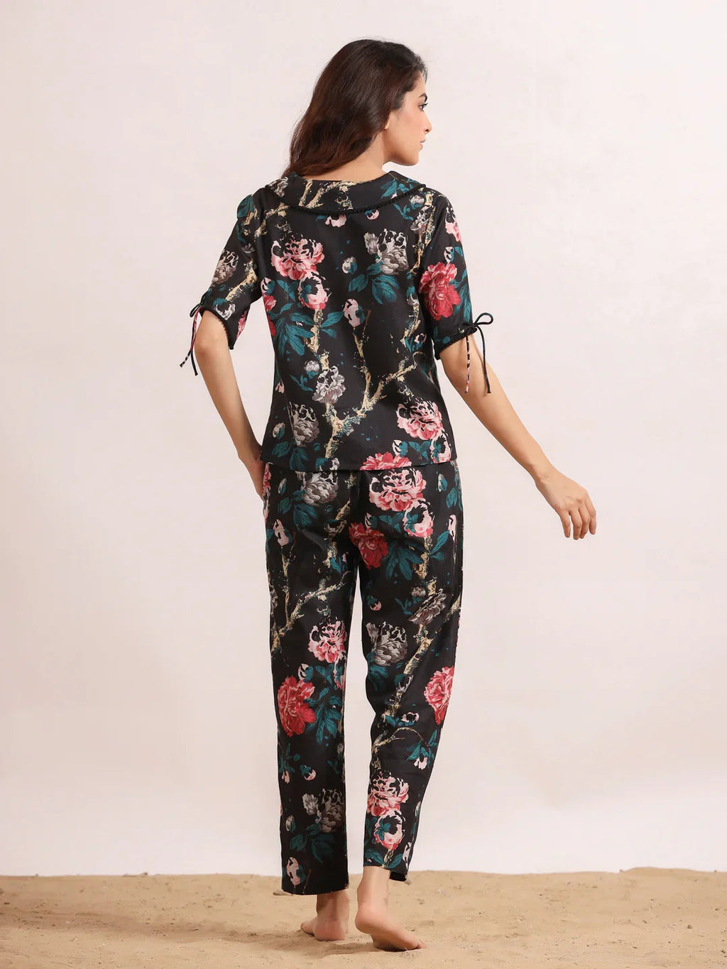 Black floral printed Cotton Printed Night Suit Set with Pajama - SanskrutiHomes 