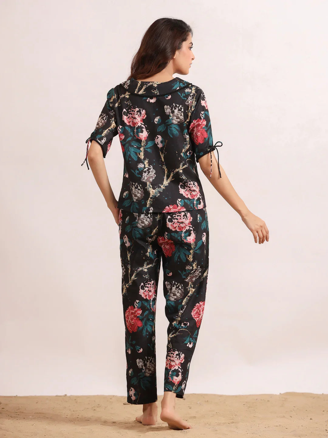Black floral printed Cotton Printed Night Suit Set with Pajama - SanskrutiHomes 