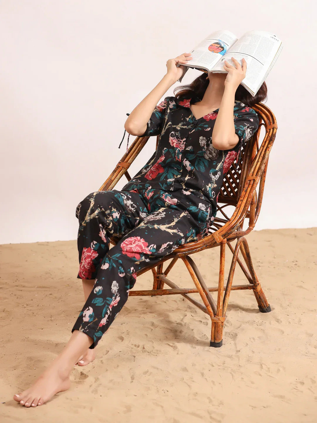Black floral printed Cotton Printed Night Suit Set with Pajama - SanskrutiHomes 