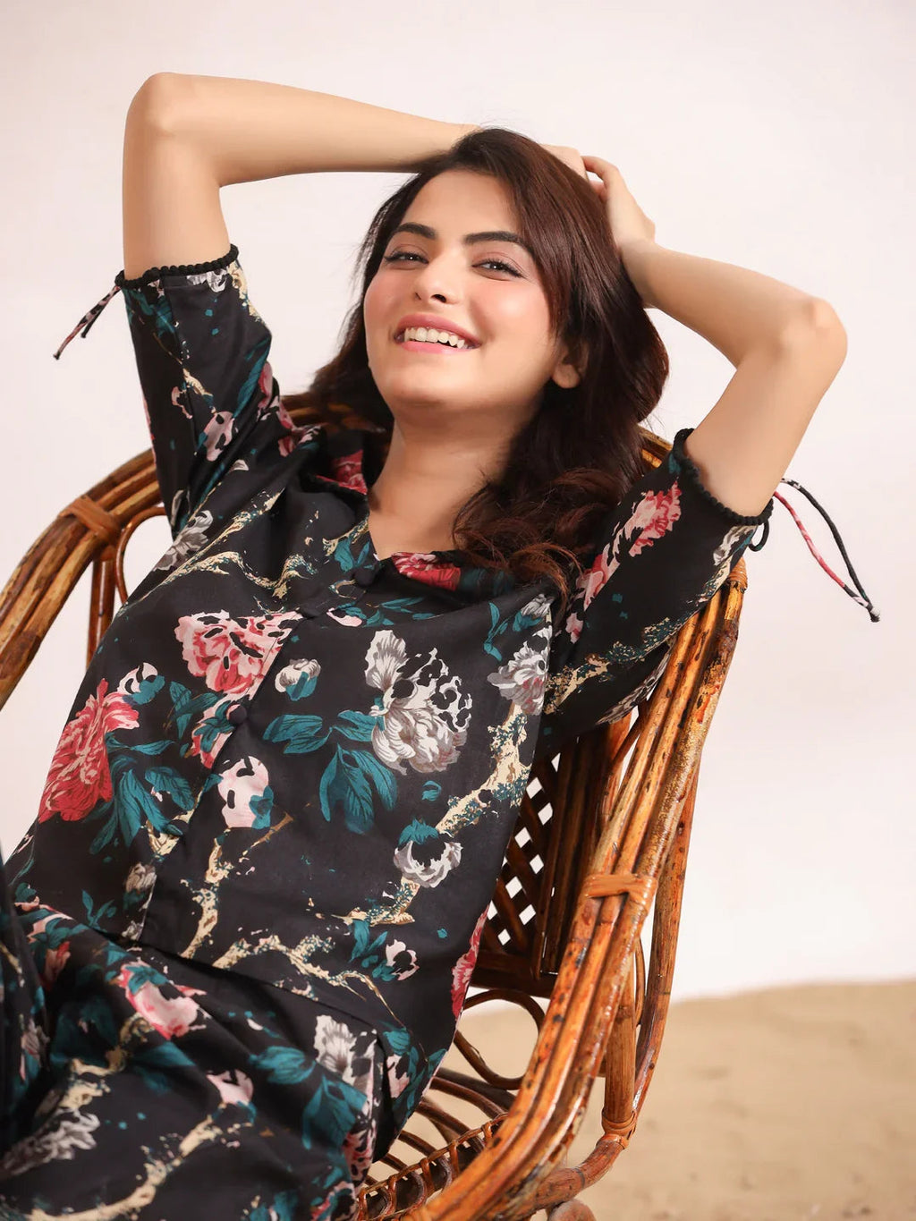 Black floral printed Cotton Printed Night Suit Set with Pajama - SanskrutiHomes 